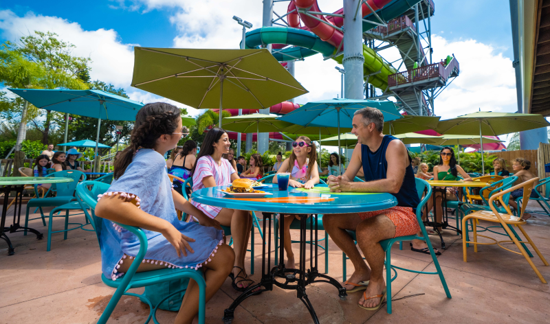 Dining at Aquatica Orlando