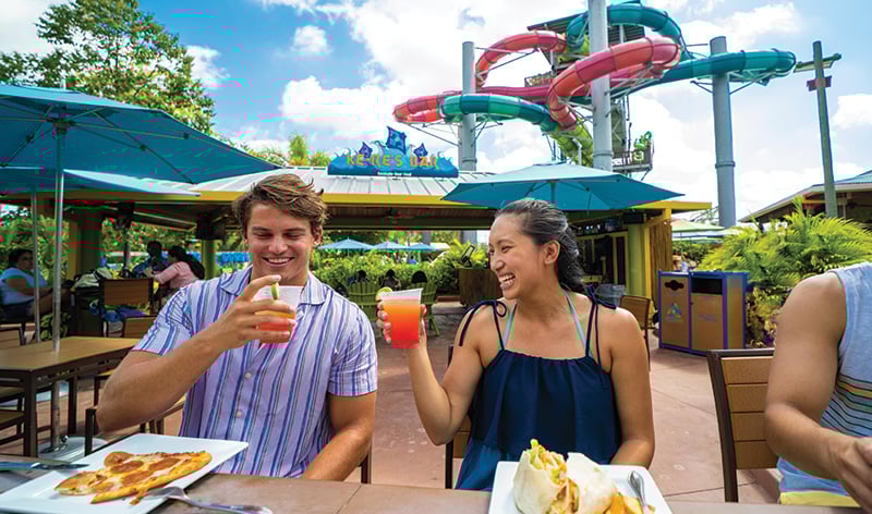 Couple eating at Aquatica Orlando