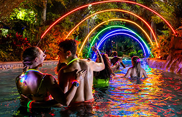 Aquatica AquaGlow Neon Tunnel