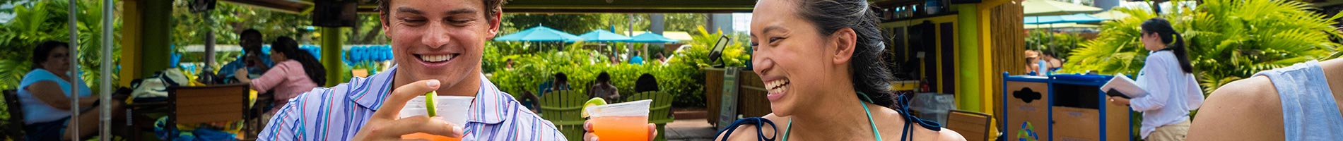 Dining options at Aquatica Orlando