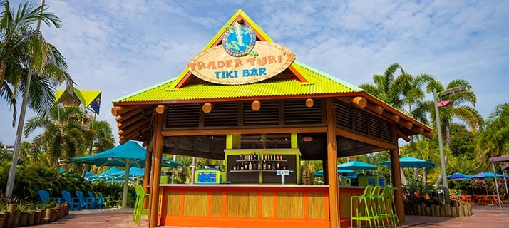 Trader Turis Tiki Bar at Aquatica Orlando